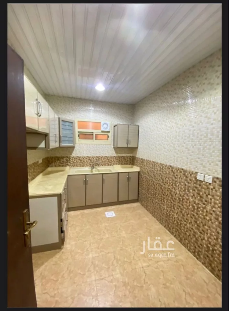 شقة للإيجار في شارع قلعة صلاح الدين, حي العقيق, مدينة الرياض, منطقة الرياض 11