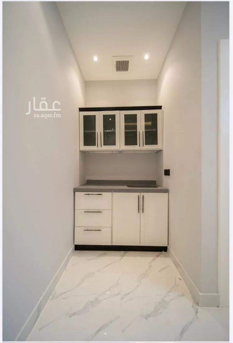 شقة للإيجار في شارع ابي سفيان بن حرب, حي مغرزات, مدينة الرياض, منطقة الرياض صورة 3