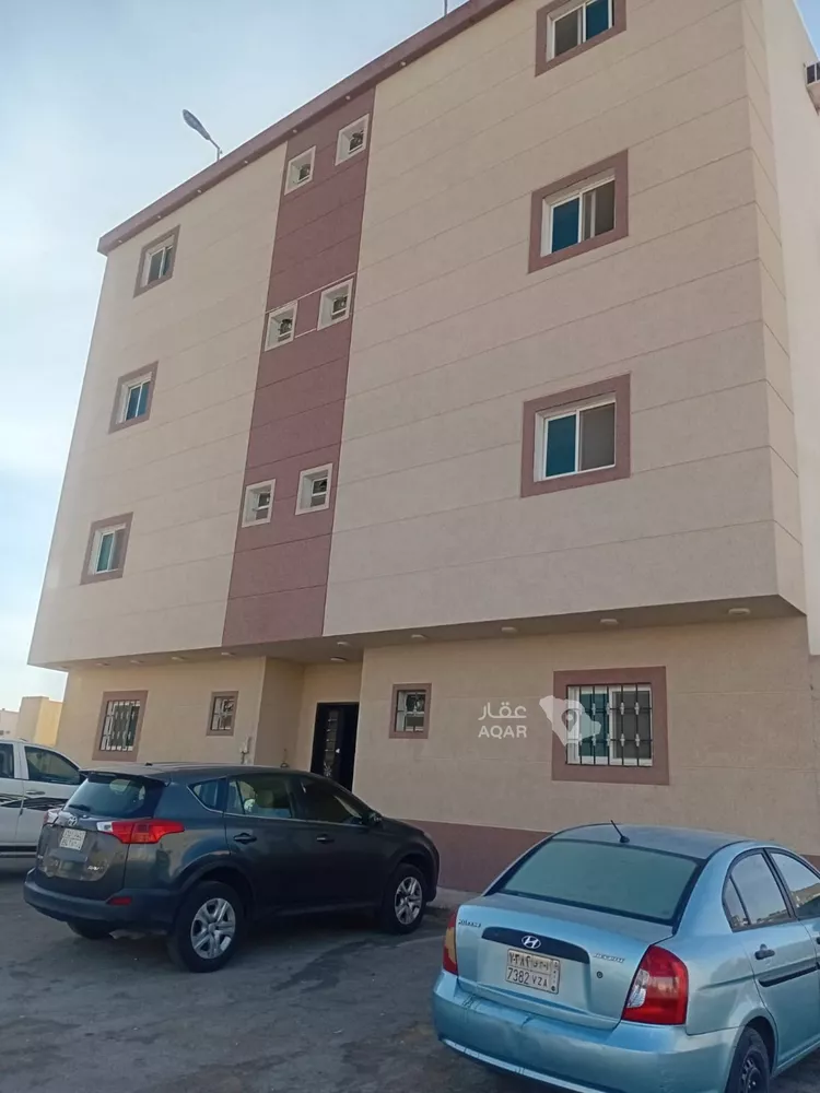 عمارة للبيع في حي ظهرة لبن, مدينة الرياض, منطقة الرياض