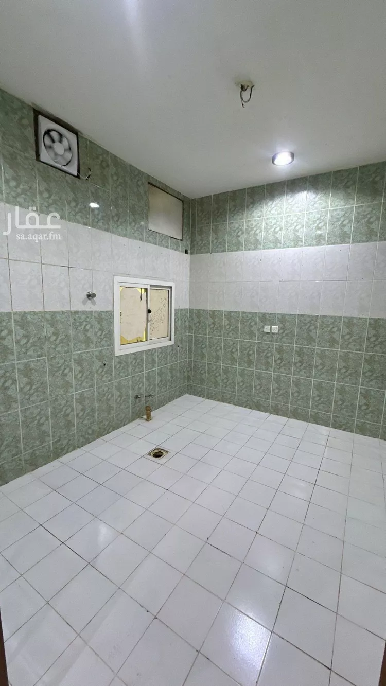 شقة للإيجار في شارع ميناء الاحمدي, حي إشبيلية, مدينة الرياض, منطقة الرياض صورة 4
