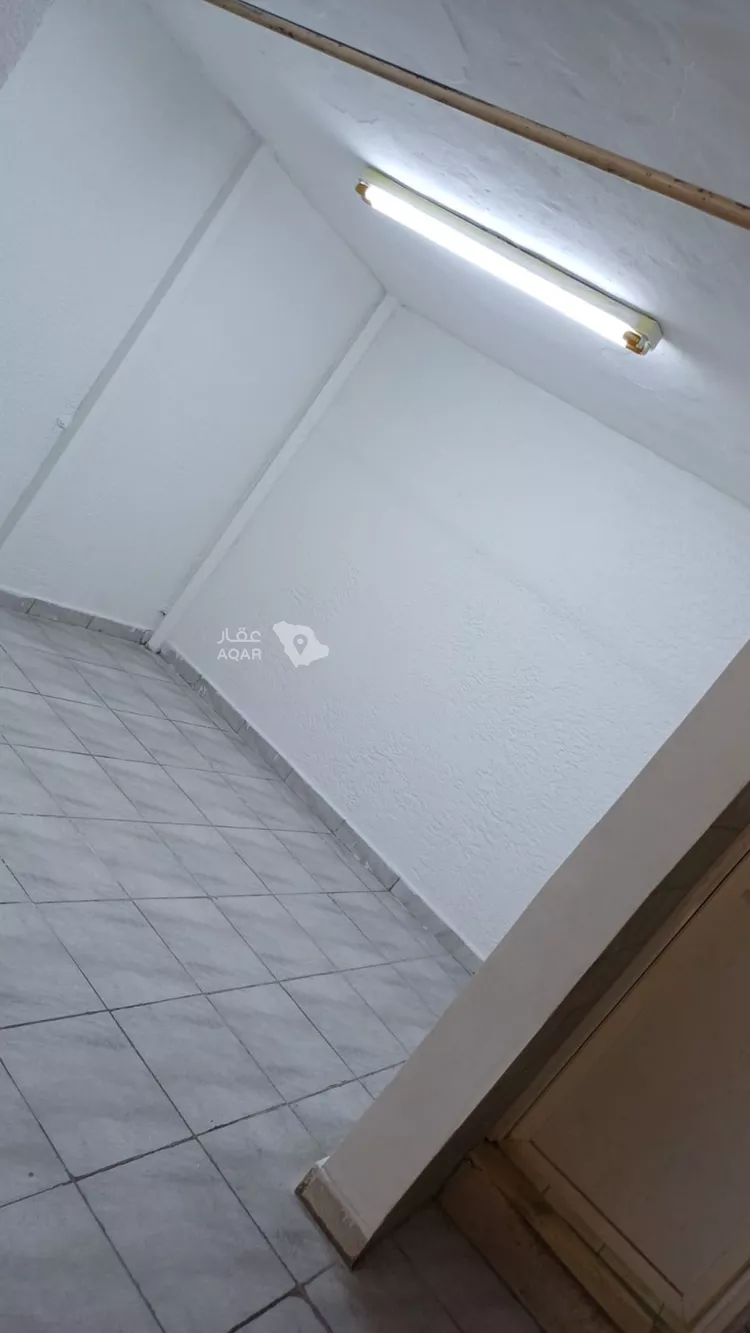 استوديو للإيجار في شارع علي بن زياد العبسي, حي الملز, مدينة الرياض, منطقة الرياض 9