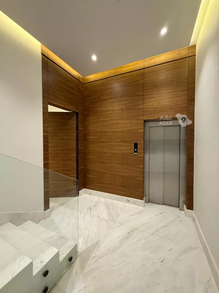 Floor for Rent in Riyadh Al Yasmin 8