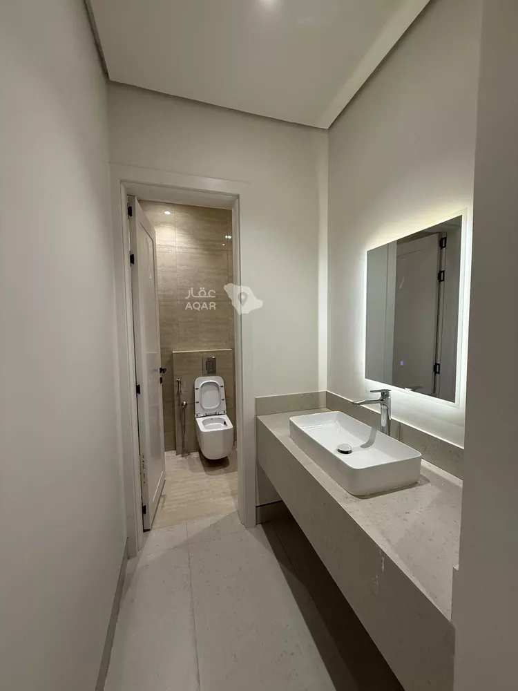 Floor for Rent in Riyadh Al Yasmin 2