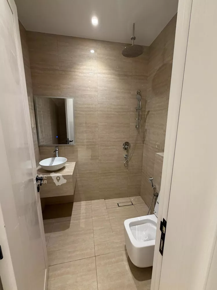 Floor for Rent in Riyadh Al Yasmin 28