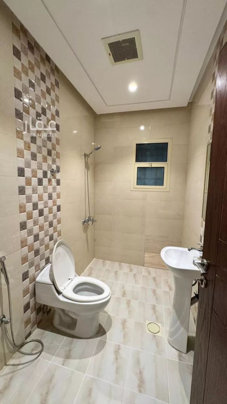 Floor for Rent in Riyadh Al Yasmin صورة 3