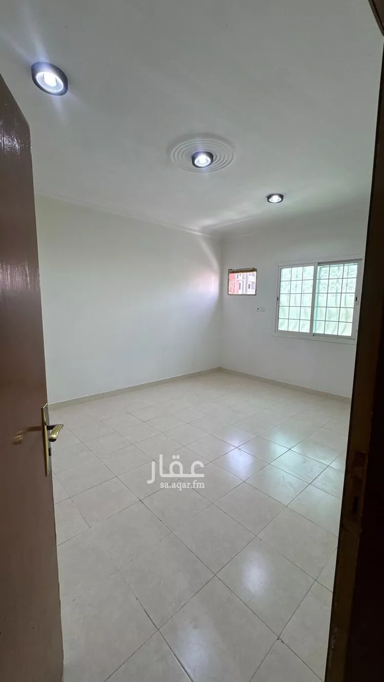 شقة للإيجار في شارع ميناء الاحمدي, حي إشبيلية, مدينة الرياض, منطقة الرياض صورة 5