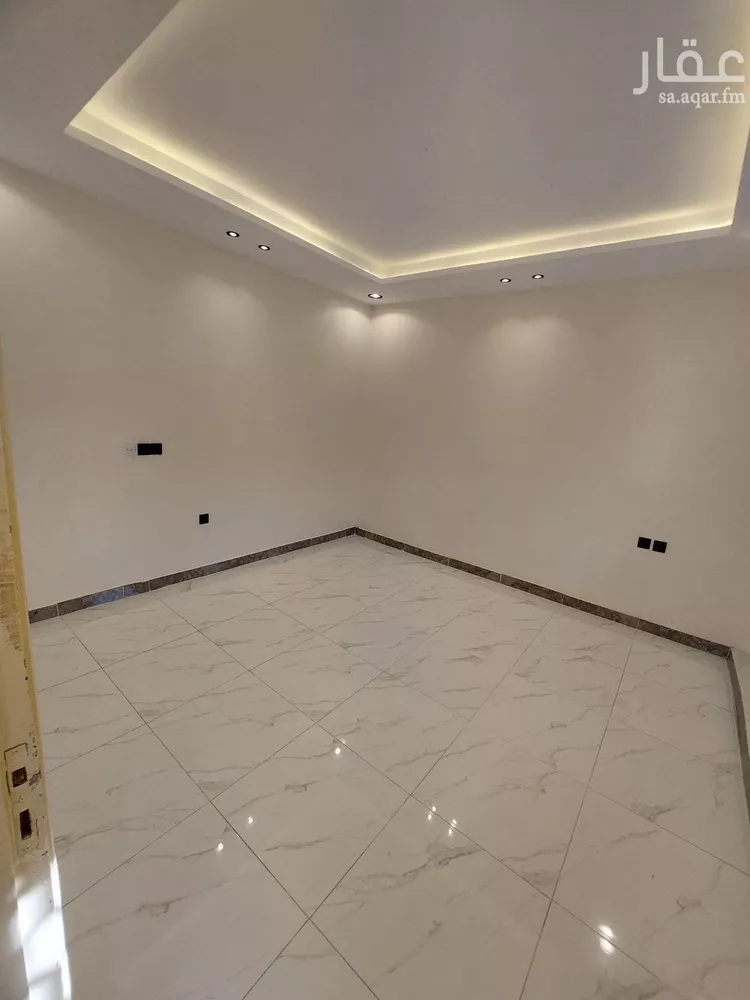 شقة للإيجار في شارع ابن المظفر الحاتمي, حي العزيزية, مدينة الرياض, منطقة الرياض 15