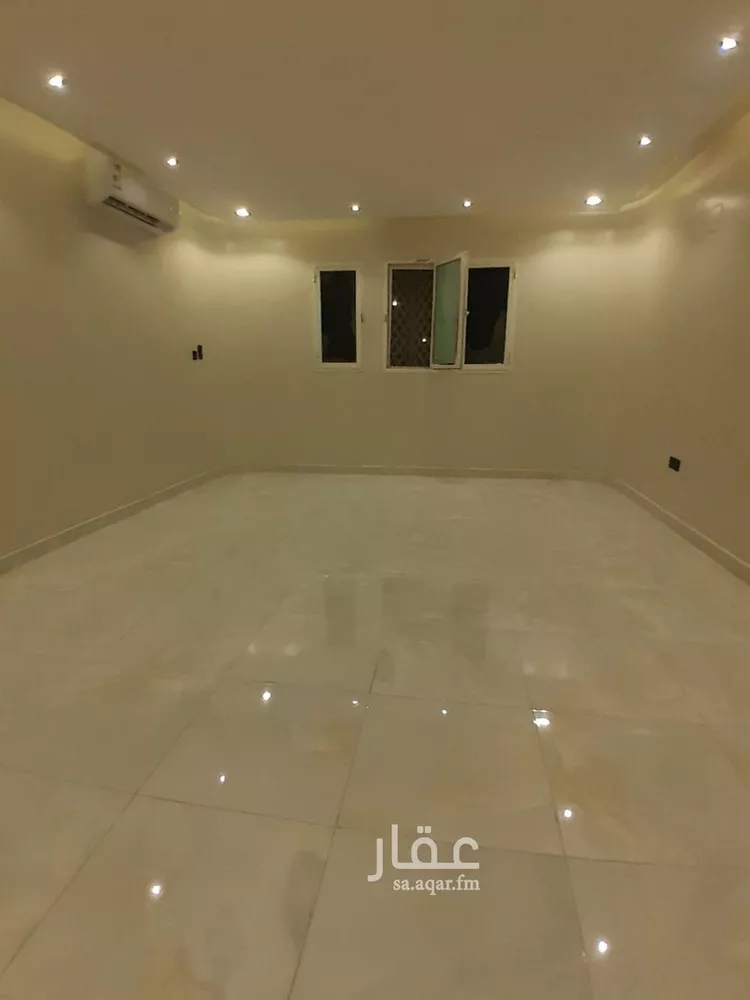 شقة للإيجار في شارع ابن المظفر الحاتمي, حي العزيزية, مدينة الرياض, منطقة الرياض 8