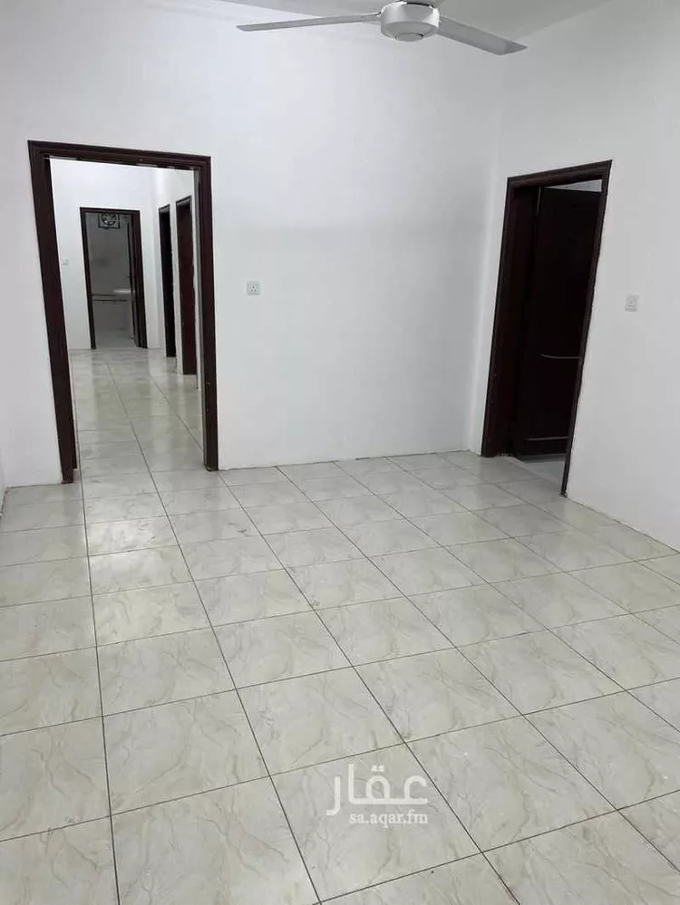 عمارة للإيجار في شارع اميمة بنت عبدالمطلب, حي الوسيطة, مدينة الاحساء, المنطقة الشرقية