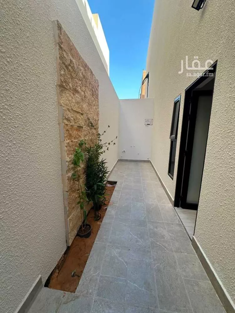 دور للبيع في شارع عمر الرازي, حي الزهرة, مدينة الرياض, منطقة الرياض صورة 3