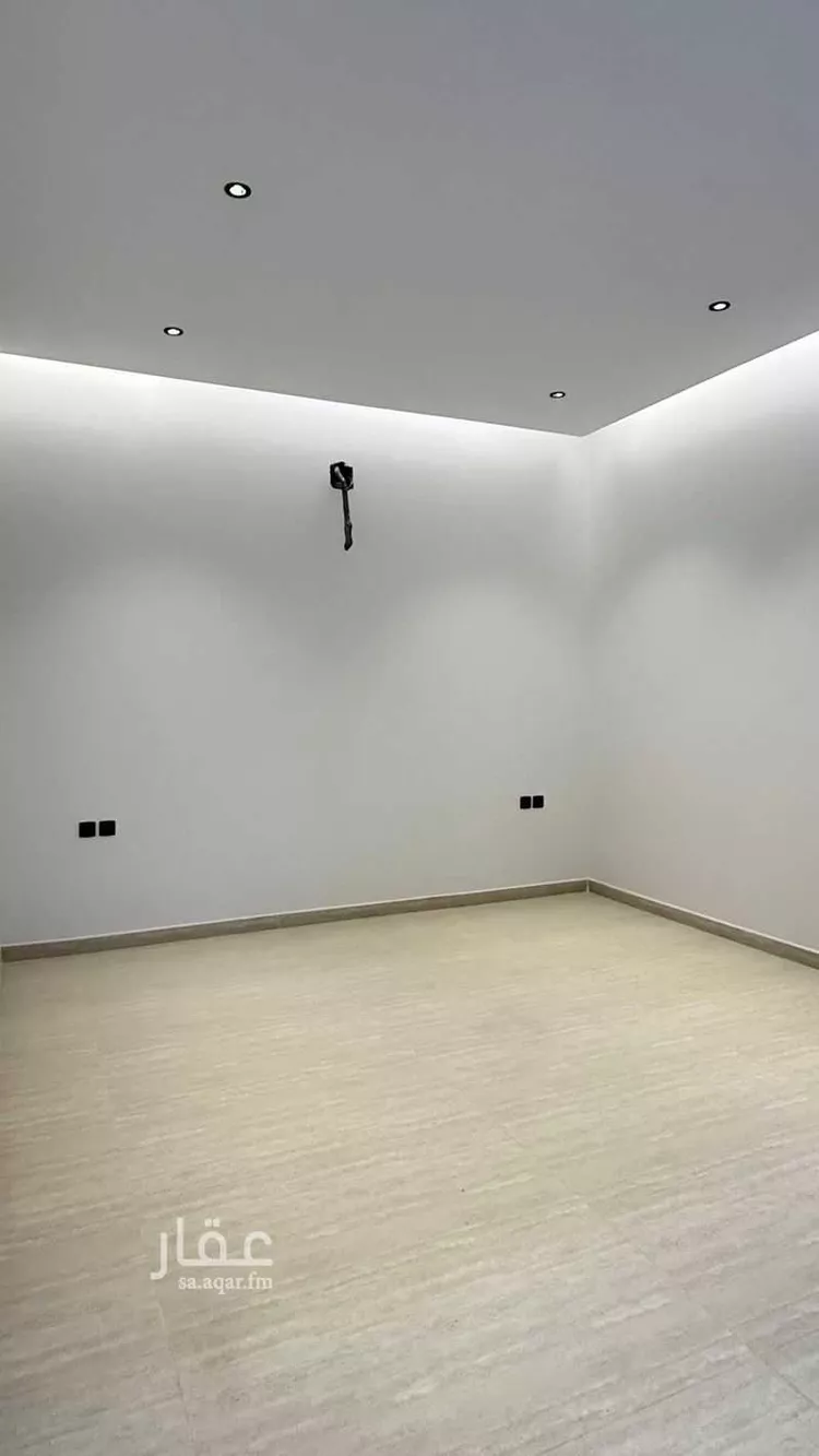 فيلا للبيع في شارع ابن مشعل, حي الإزدهار, مدينة الرياض, منطقة الرياض صورة 4