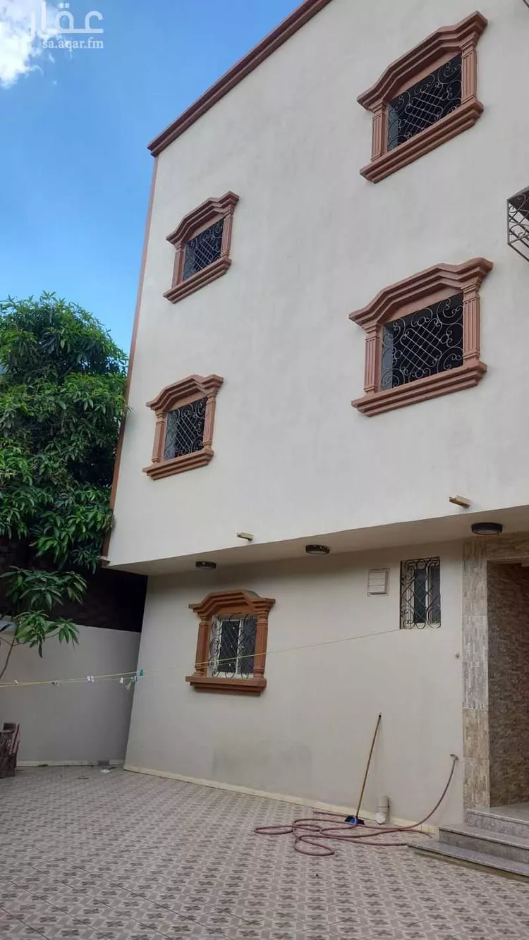 Building for Sale in Khamis Mushait Atod 18