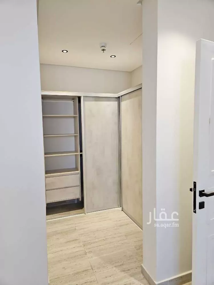 شقة للإيجار في شارع ابن سينا, حي المروج, مدينة الرياض, منطقة الرياض 13