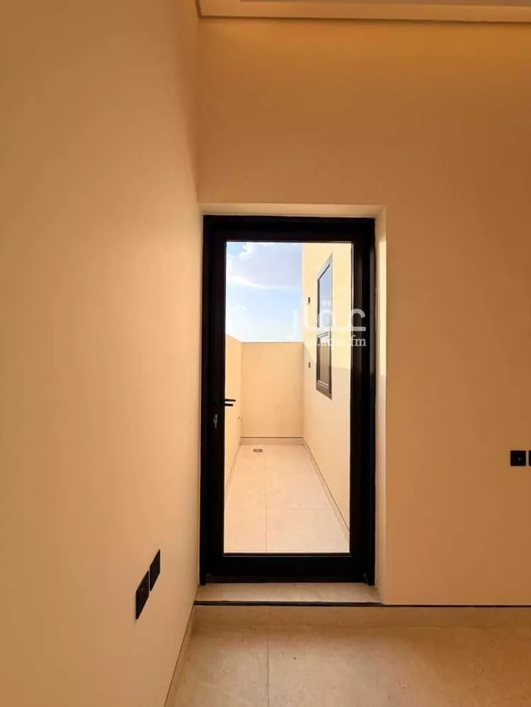 Floor for Rent in Riyadh Al Wadi 6