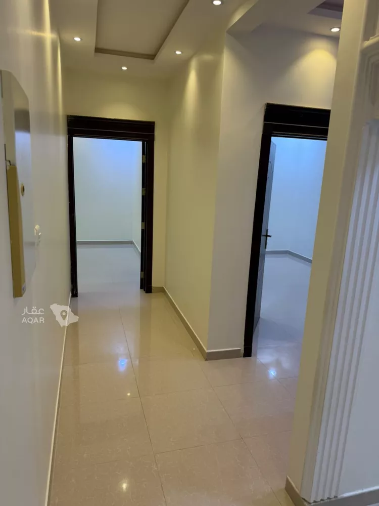 شقة للإيجار في شارع أبي بكر الآجري, حي المهدية, مدينة الرياض, منطقة الرياض 5
