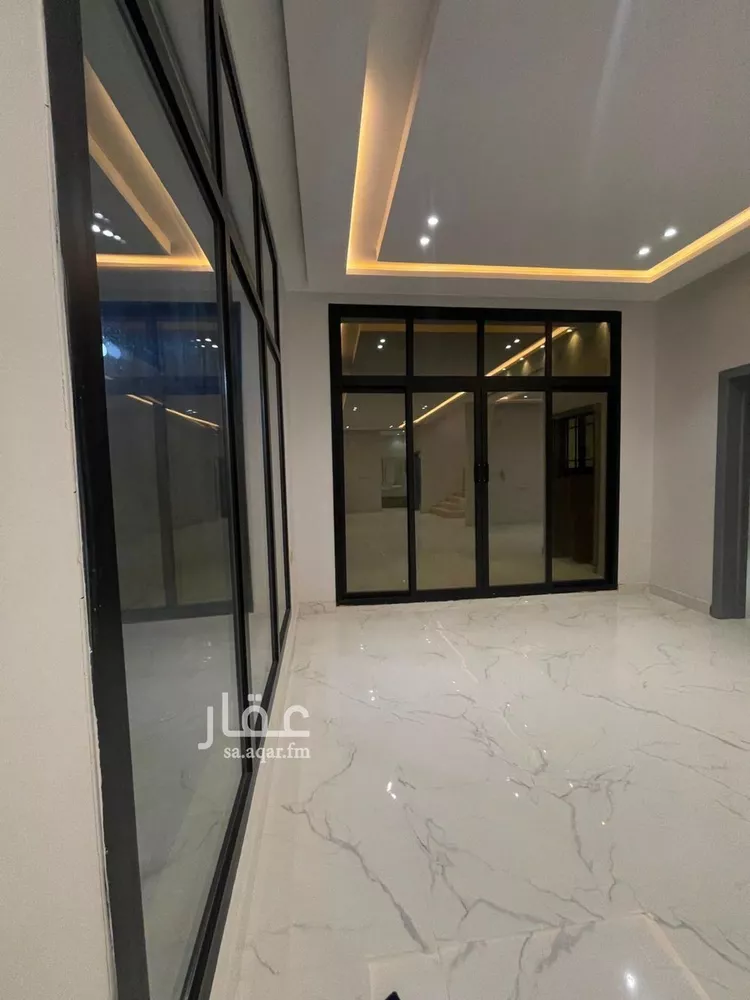 فيلا للإيجار في شارع شقرون المغراوي, حي عكاظ, مدينة الرياض, منطقة الرياض صورة 2