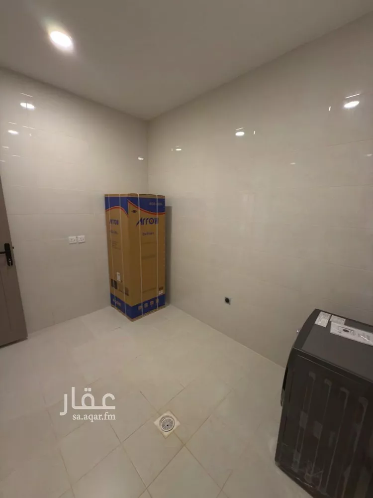 شقة للإيجار في شارع سيهات, حي الخبر الجنوبية, مدينة الخبر, المنطقة الشرقية 11