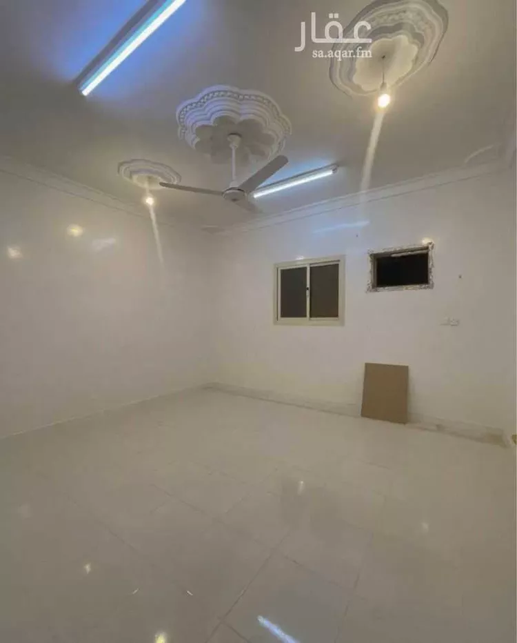 عمارة للبيع في شارع الامارة 17, حي مخطط المنح, مدينة الحناكية, منطقة المدينة المنورة 14