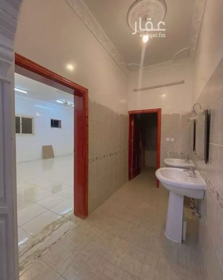 عمارة للبيع في شارع الامارة 17, حي مخطط المنح, مدينة الحناكية, منطقة المدينة المنورة 8