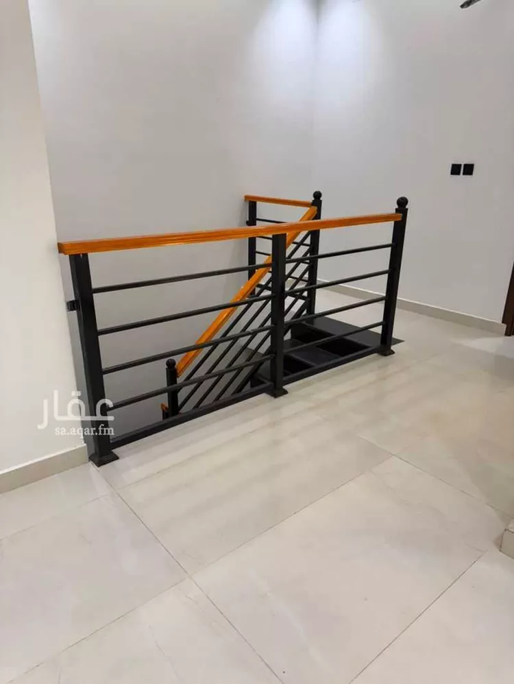 فيلا للبيع في شارع 912571, حي الجامعة, مدينة المزاحمية, منطقة الرياض صورة 3