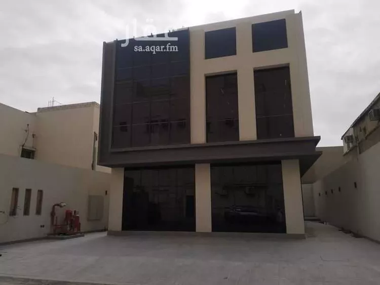 عمارة للإيجار في شارع سنان بن عمرو, حي الضباط, مدينة الرياض, منطقة الرياض