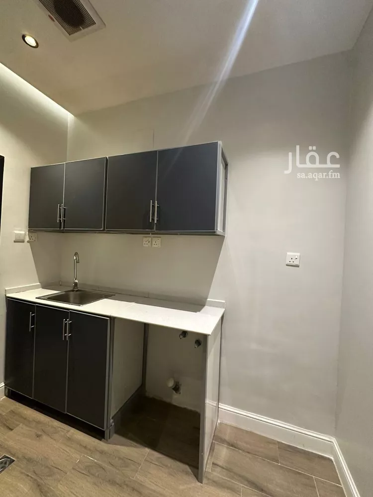 شقة للإيجار في شارع ابي سفيان بن حرب, حي النزهة, مدينة الرياض, منطقة الرياض صورة 2