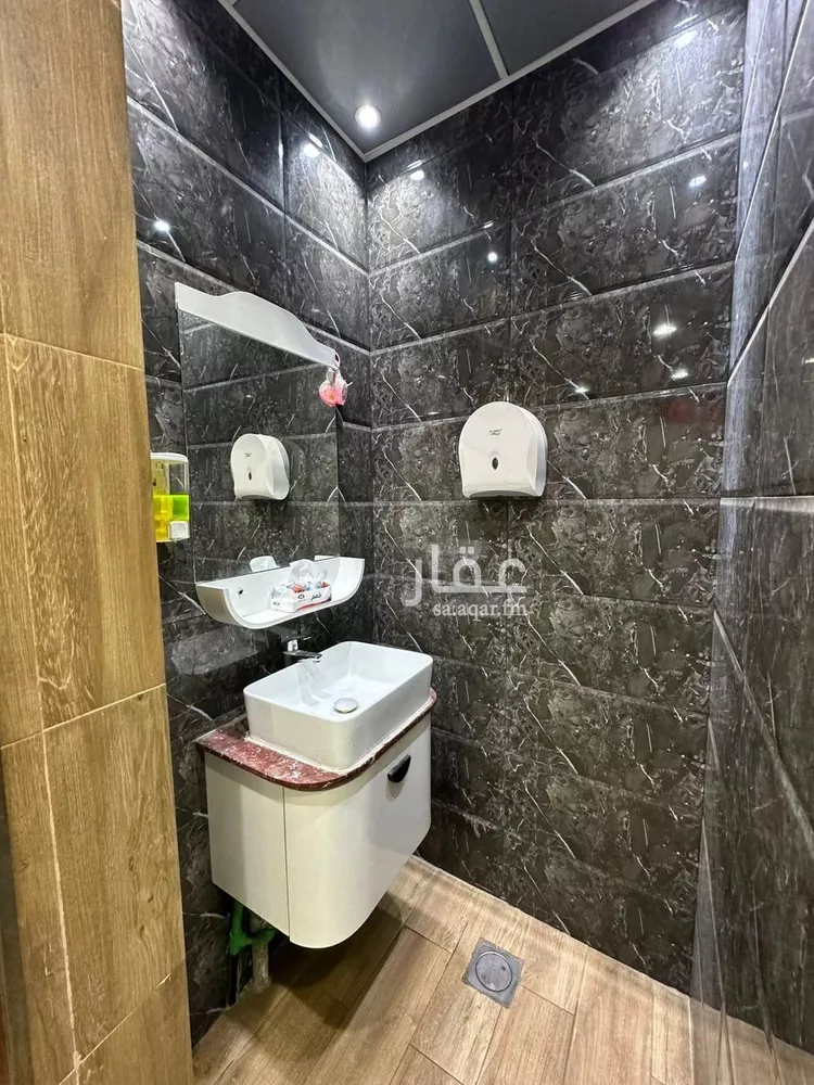 Shop for Rent in Riyadh Dhahrat Laban صورة 2