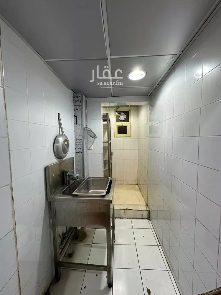 Shop for Rent in Riyadh Dhahrat Laban صورة 4