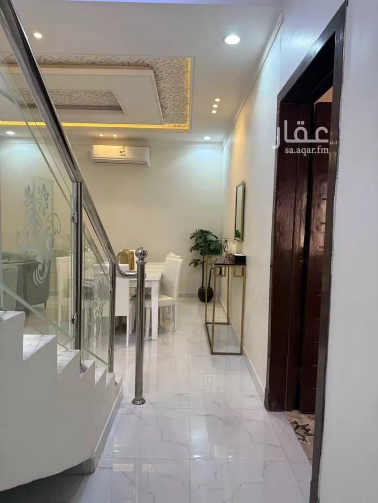 فيلا للبيع في شارع أحمد بن نهبان الحافظ ، حي المهدية ، الرياض ، منطقة الرياض صورة 2