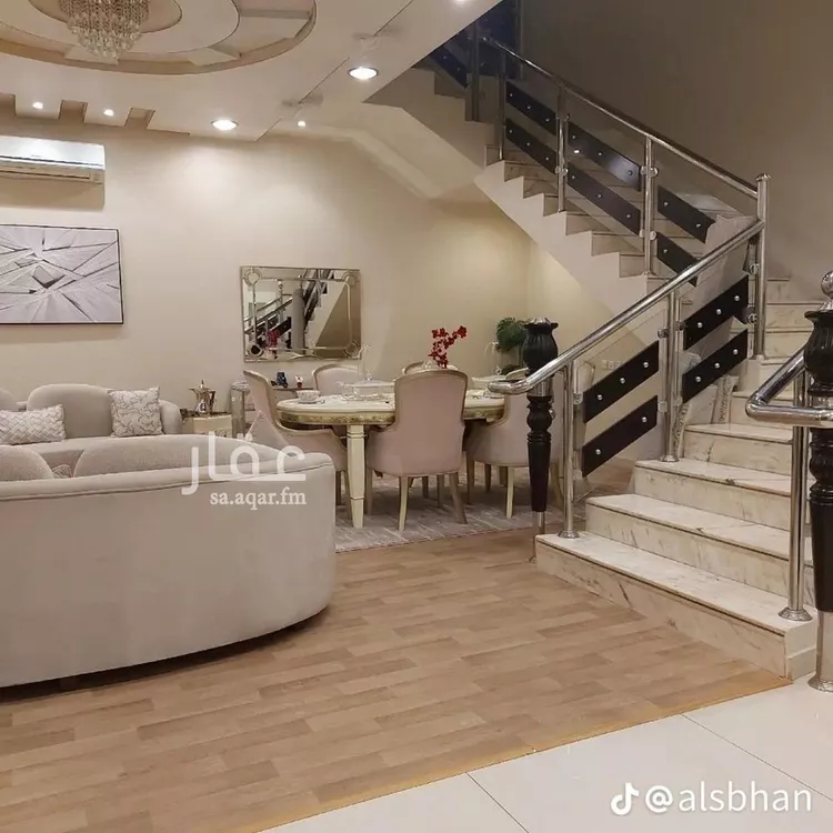 فيلا للبيع في شارع الدفاع, حي إشبيلية, مدينة الرياض, منطقة الرياض