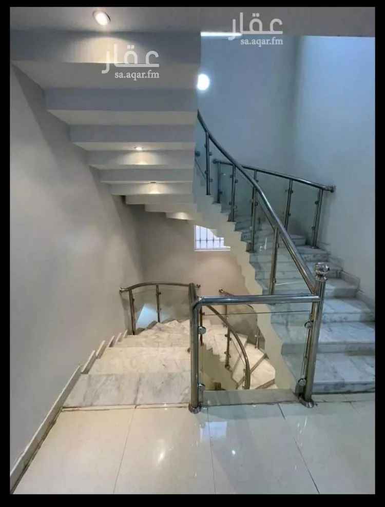 فيلا للبيع في شارع النخل, حي ظهرة لبن, مدينة الرياض, منطقة الرياض صورة 4