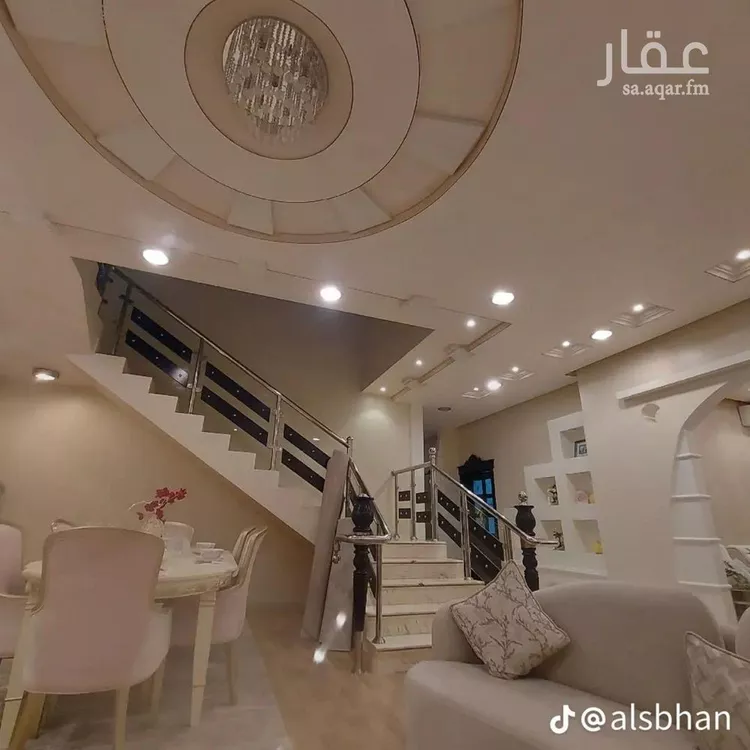 فيلا للبيع في شارع الدفاع, حي إشبيلية, مدينة الرياض, منطقة الرياض صورة 3