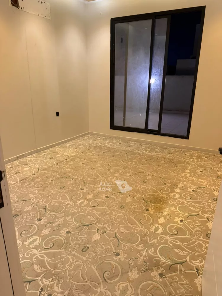 شقة للإيجار في شارع عبدالله عراقي, حي عكاظ, مدينة الرياض, منطقة الرياض 7