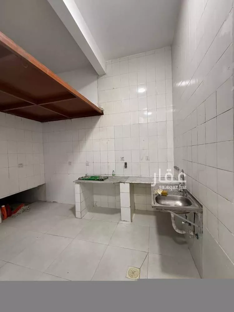 Floor for Rent in Riyadh Utaiqah صورة 2
