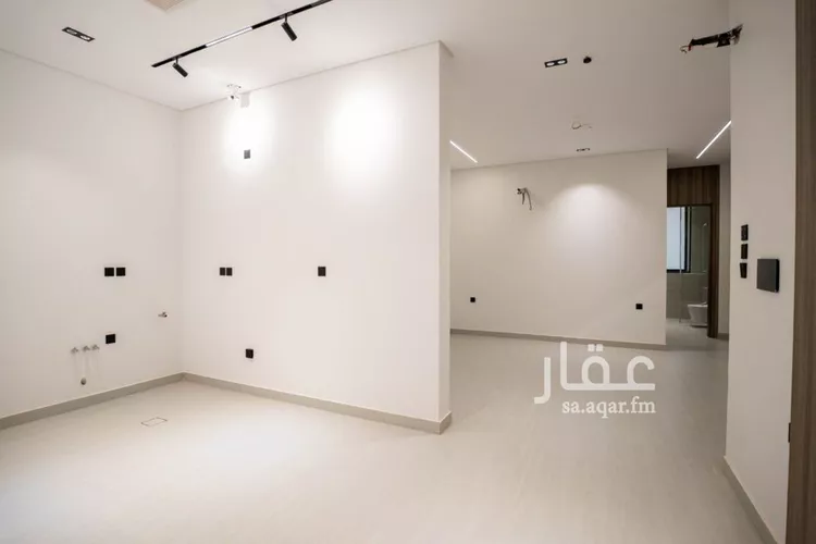 شقة للبيع في شارع طارق بن موسى, حي السلامة, مدينة جدة, منطقة مكة المكرمة 8