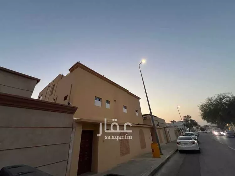 عمارة للإيجار في الشارع السادس والاربعون ، حي المدينة ، بقيق ، بقيق
