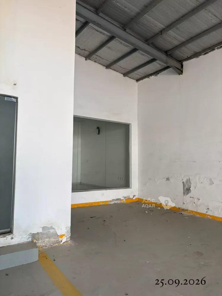 Commercial Office for Rent in Jeddah Az Zomorod 12