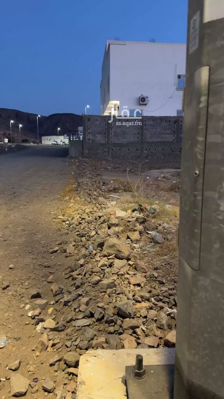 أرض للبيع في طريق الملك سعود ، حي العزيزية ، المدينة المنورة ، منطقة المدينة المنورة