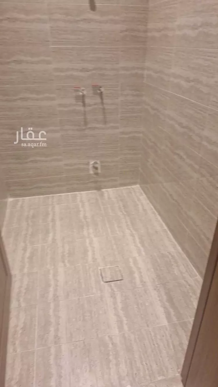 شقة للبيع في شارع 41ب, حي الصواري, مدينة الخبر, المنطقة الشرقية 13