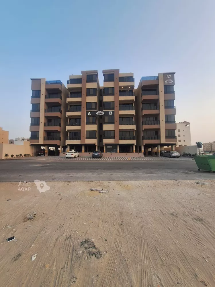 شقة للإيجار في شارع عين دار, حي الحمراء, مدينة الخبر, المنطقة الشرقية 2
