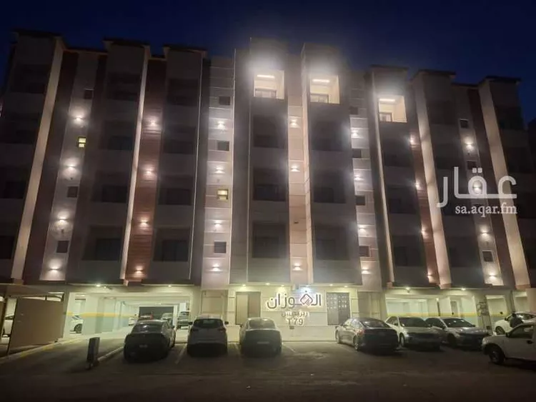 شقة للإيجار في شارع ام الهوشان, حي الحمراء, مدينة الخبر, المنطقة الشرقية 7