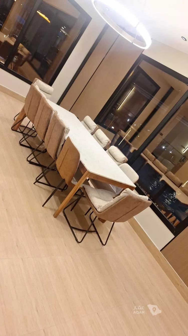 شقة للإيجار في شارع العطايف, حي الحمراء, مدينة الخبر, المنطقة الشرقية 3