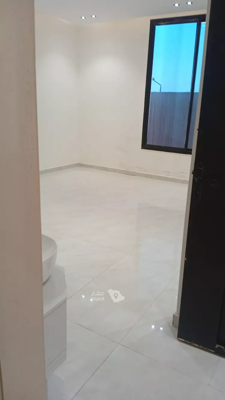 شقة للبيع في شارع الجنادرية, حي الجنادرية, مدينة الرياض, منطقة الرياض 4