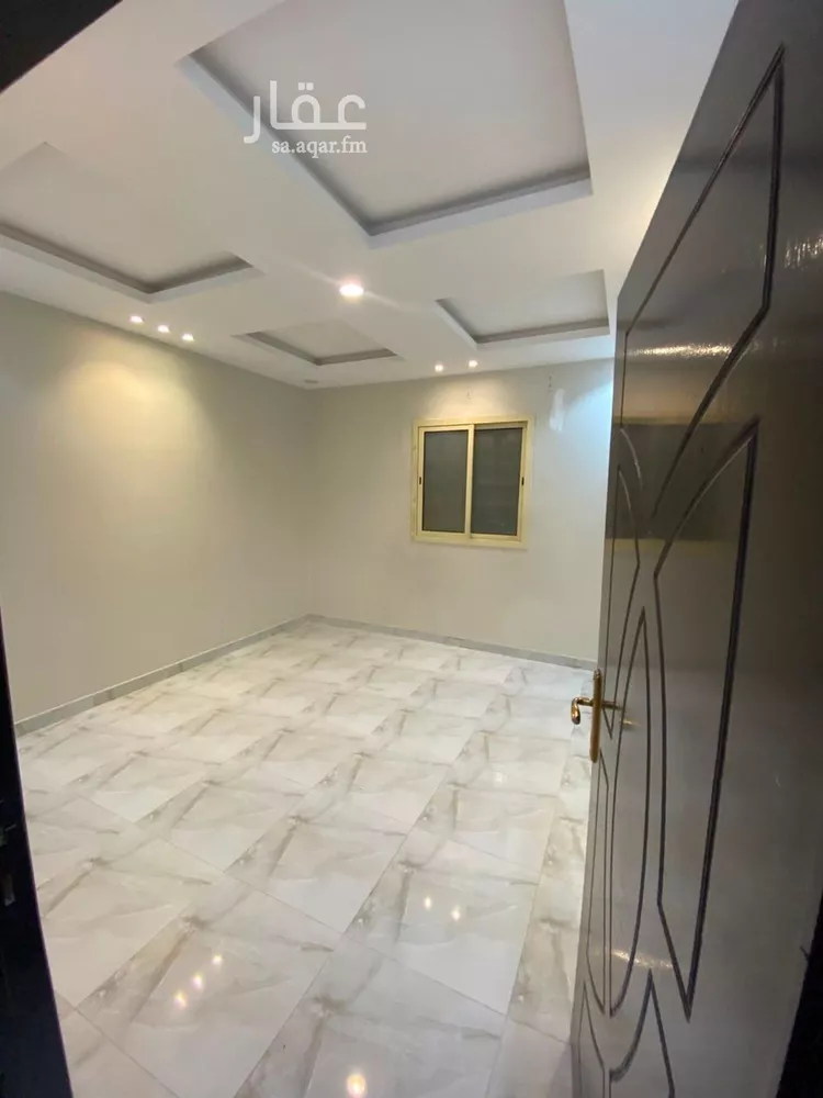 Floor for Rent in Riyadh Ar Rimal 13