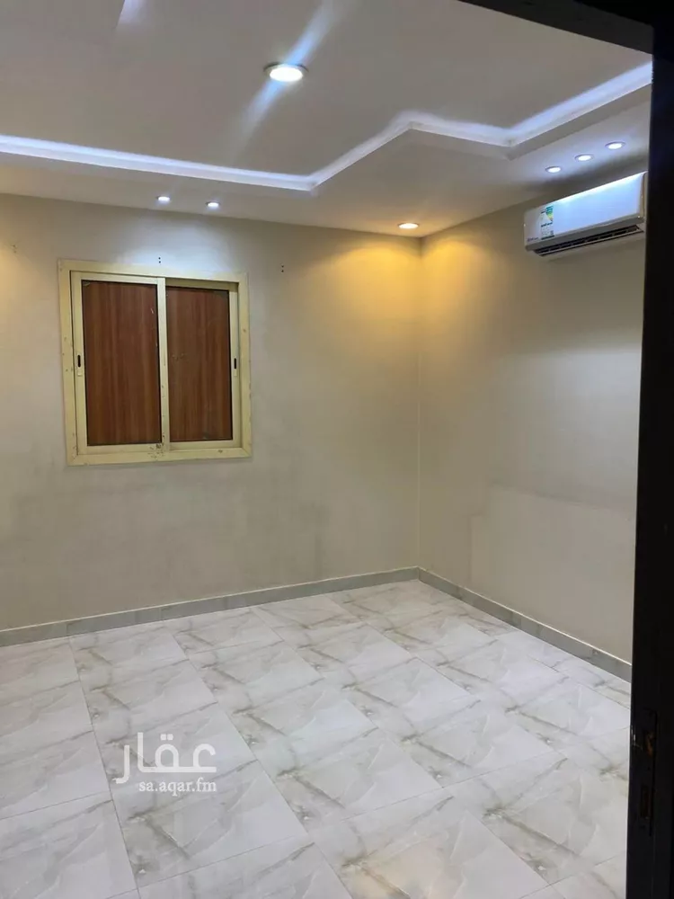 Floor for Rent in Riyadh Ar Rimal 12