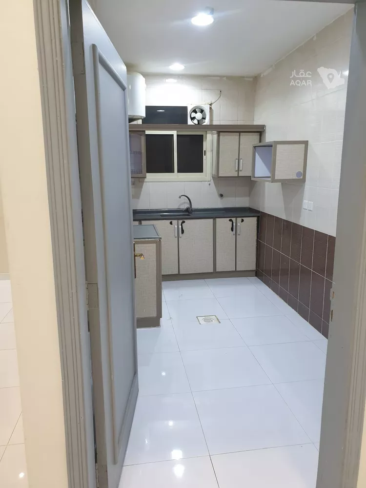 شقة للإيجار في شارع ممر2, حي إشبيلية, مدينة الرياض, منطقة الرياض 7