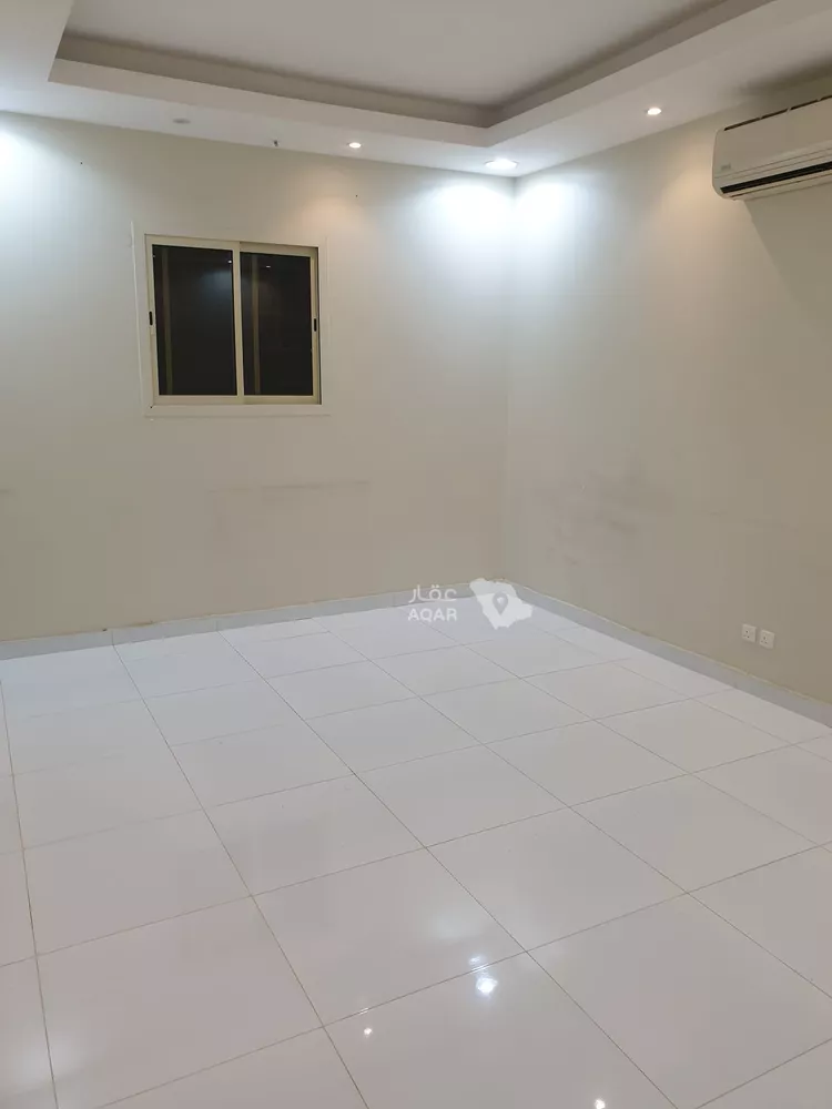 شقة للإيجار في شارع ممر2, حي إشبيلية, مدينة الرياض, منطقة الرياض