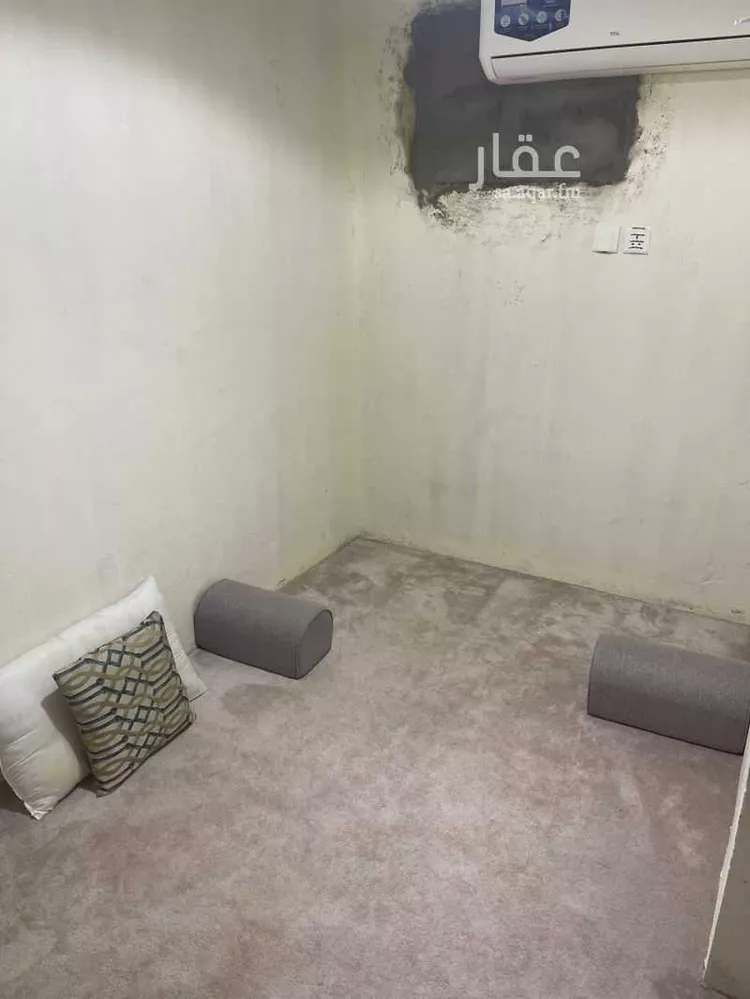 Room for Rent in Jeddah Al Riyadh