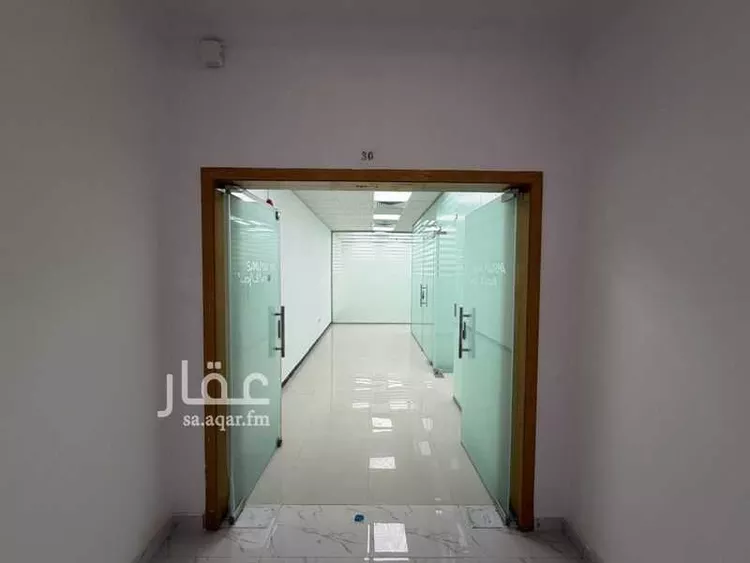 مكتب تجاري للإيجار في شارع الثمامه, حي الصحافة, مدينة الرياض, منطقة الرياض صورة 3