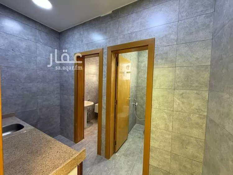 مكتب تجاري للإيجار في شارع الثمامه, حي الصحافة, مدينة الرياض, منطقة الرياض 14